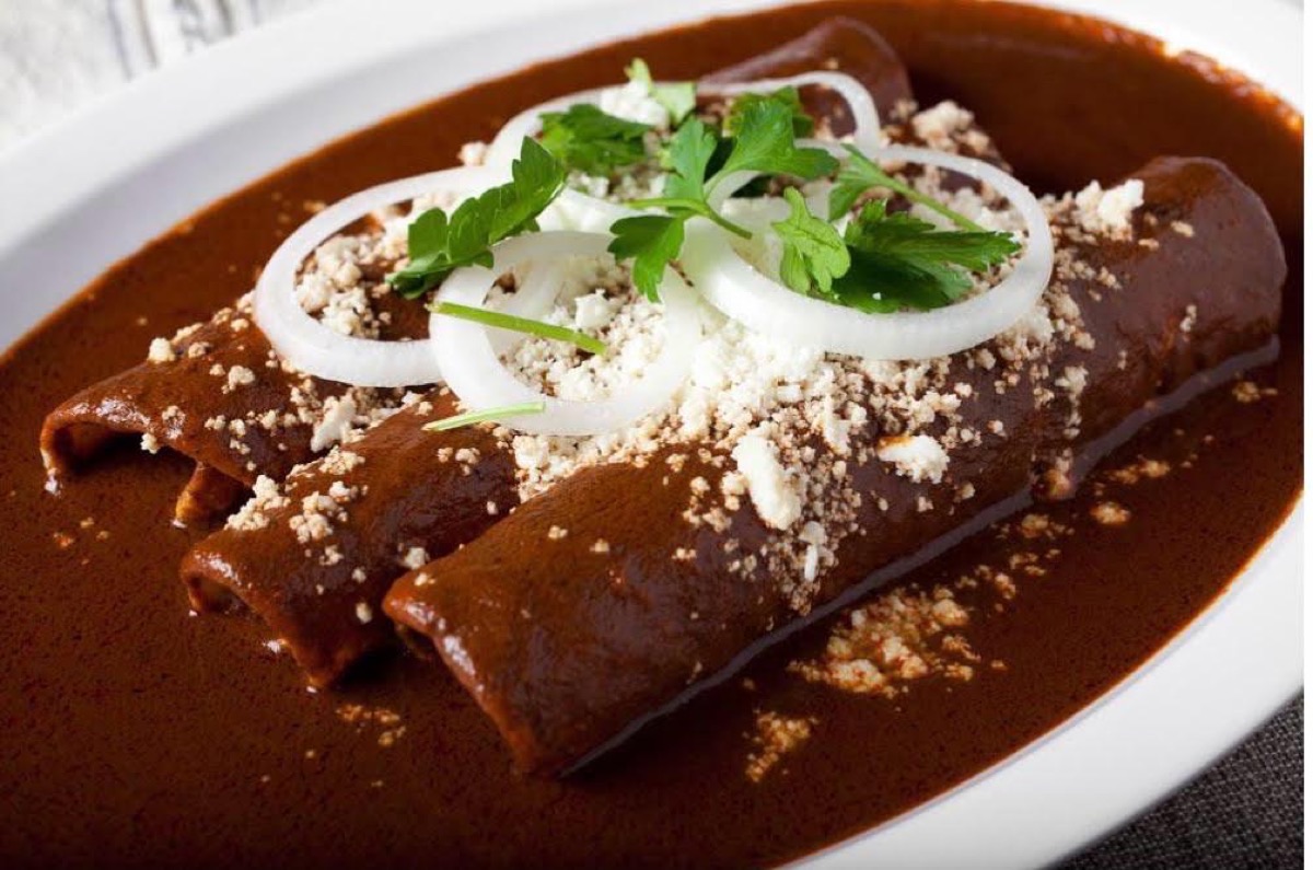 Enchiladas de mole
